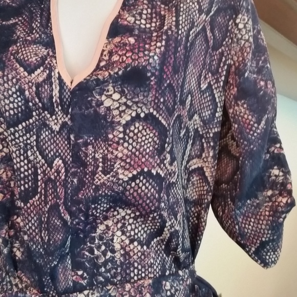 Long Sleeve Romper - Picture 2 of 8